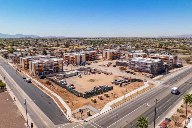 Aerial Photo - Streamliner 87th