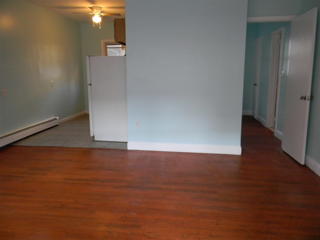 Building Photo - 3905 Palisade Ave