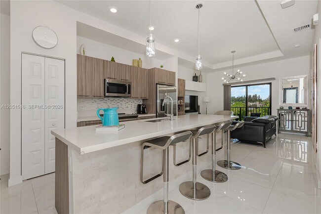 Foto del edificio - 7815 NW 104th Ave