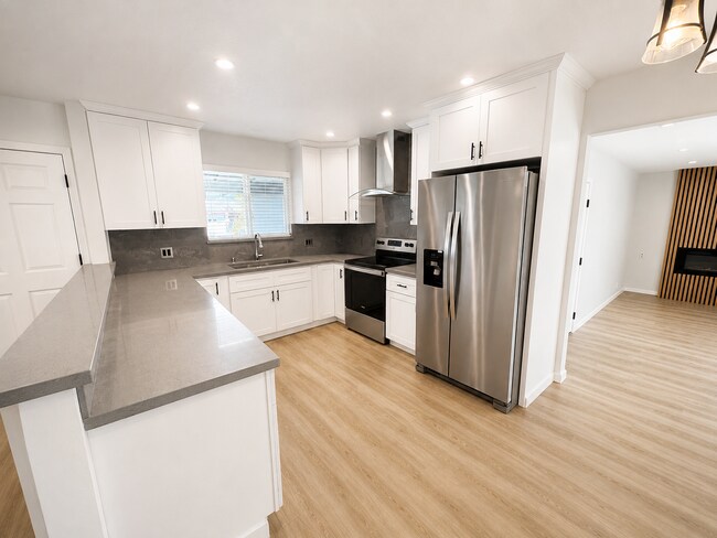 Foto del edificio - 888 Leith Ave
