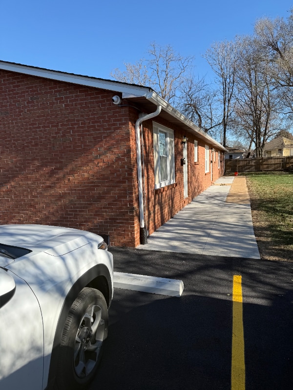 Photo - 892 Haller St
