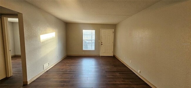 Foto del edificio - 1229 Kennedy Rd