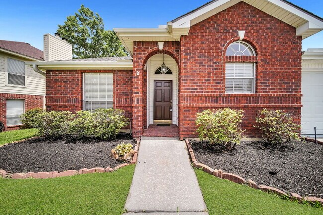 Building Photo - FOR LEASE in Seven Coves near Lake Conroe! Enjoy resort-style living with access to a marina, com...