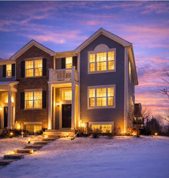 Building Photo - 308 Niagara Dr