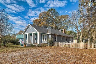 Building Photo - 326 Lyles St