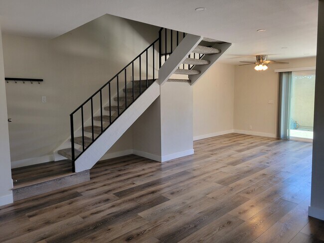 Photo - 8165 Laguna Ct Apartment