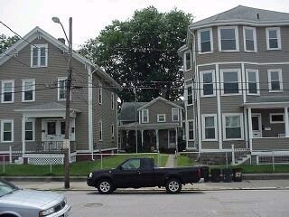 Primary Photo - 45 Lupine St