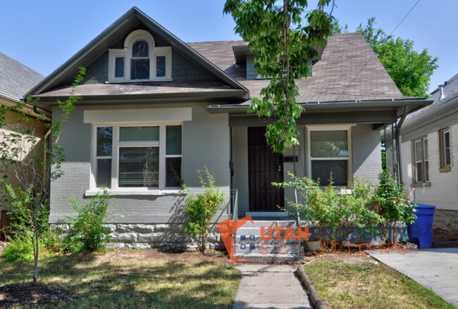 Photo - 559 E 800 S House