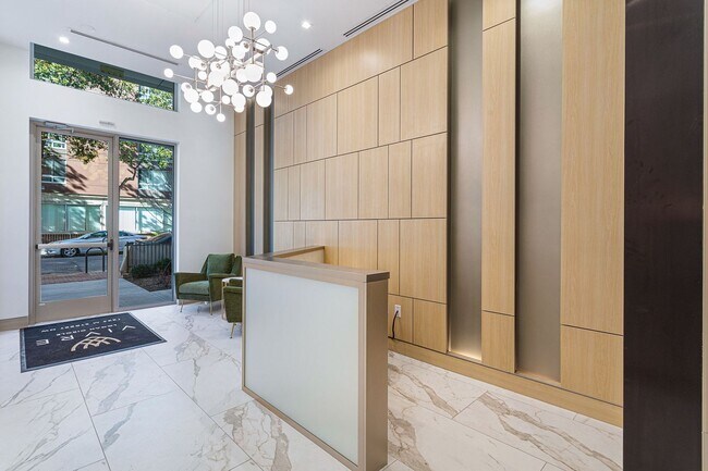 Interior Photo - Vivre