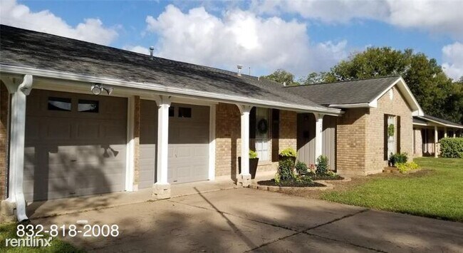 Building Photo - 3 br, 2 bath House - 104 Tulip Trl
