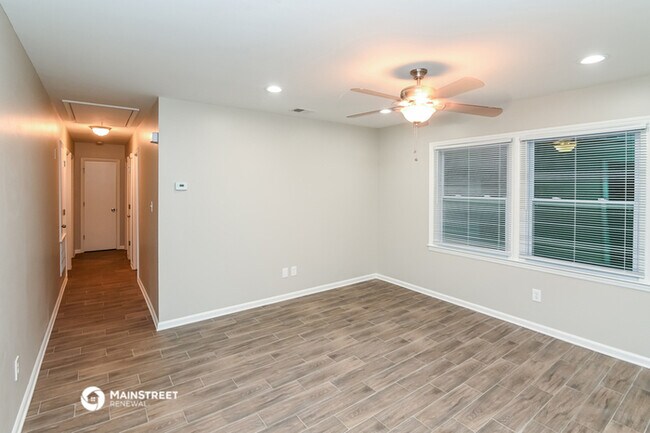 Building Photo - 10205 Arbor Dale Ave