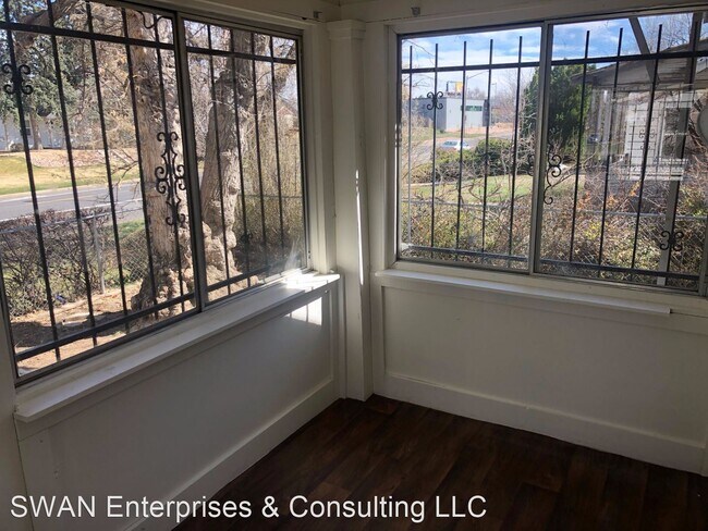 Building Photo - 2 br, 1 bath House - 1585 Syracuse St