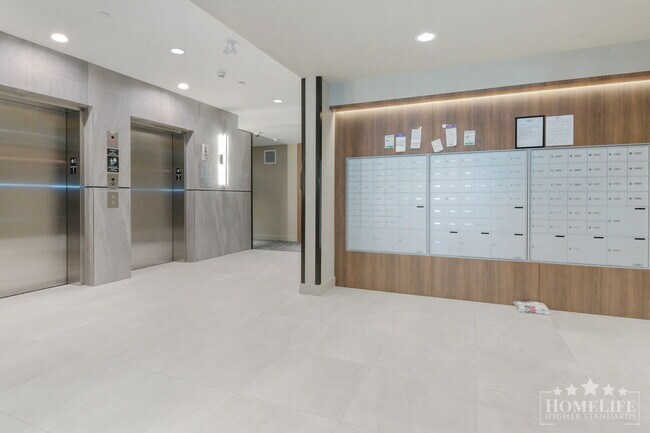 Photo du bâtiment - 2 Bed, 1 Bath Condo for Rent in Willoughby!