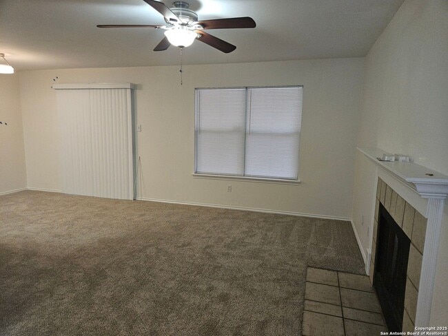 Building Photo - Gated Community Near Medical Center