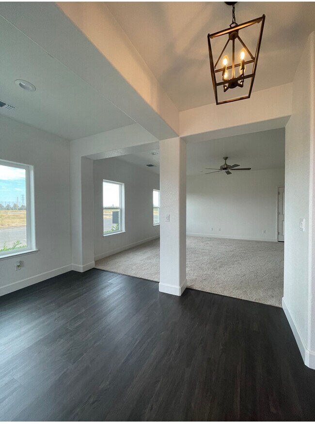 Foto del edificio - 5070 Palisade Ave