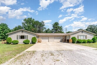 Building Photo - 47 E Mustang Ln