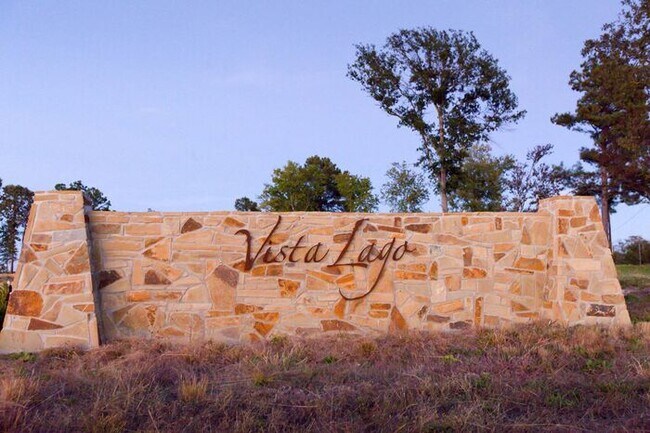 Foto del edificio - Stunning 3 bed, 2 bath, 1 car garage located in West Tyler!!