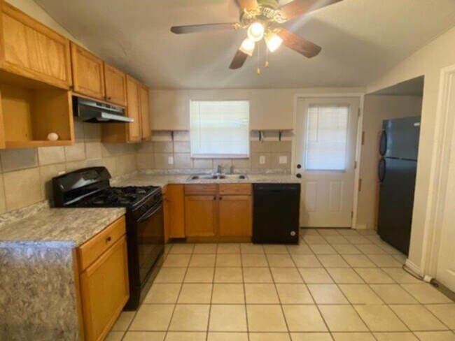 Foto del edificio - 2320 NW 32nd St