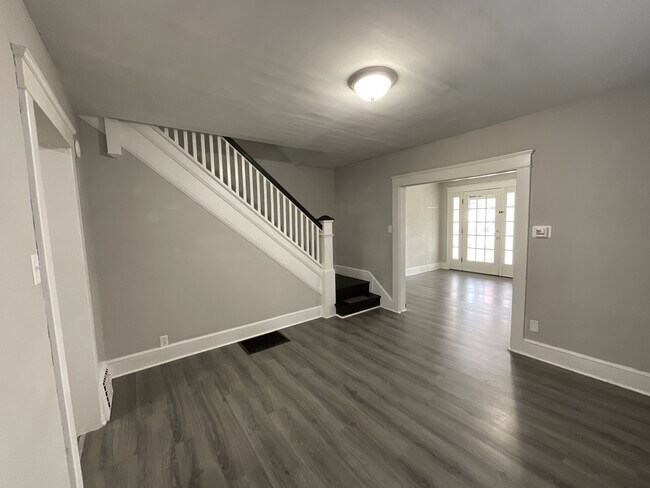 Foto del edificio - 32 Penn St