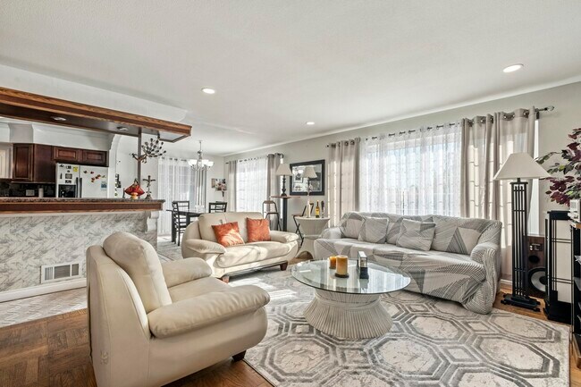 Foto del edificio - 611 Blanken Ave