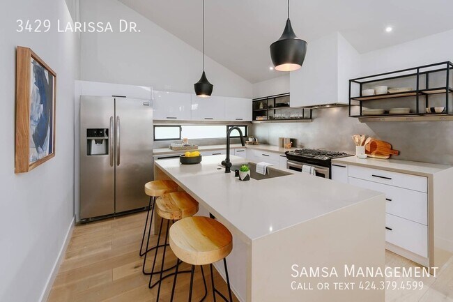 Foto del edificio - 3429 Larissa Dr