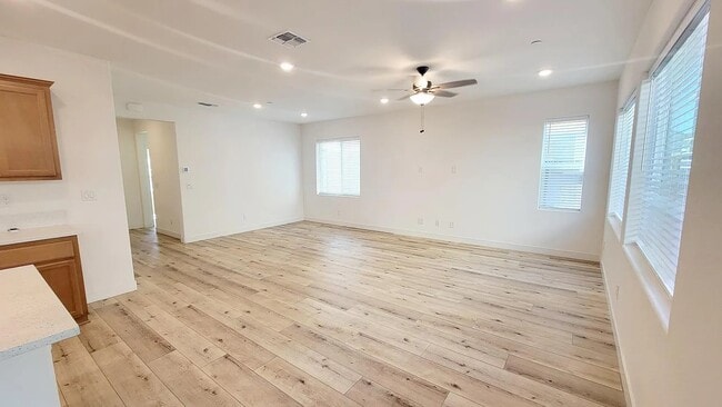 Building Photo - 3818 Ponderosa Pine Ln