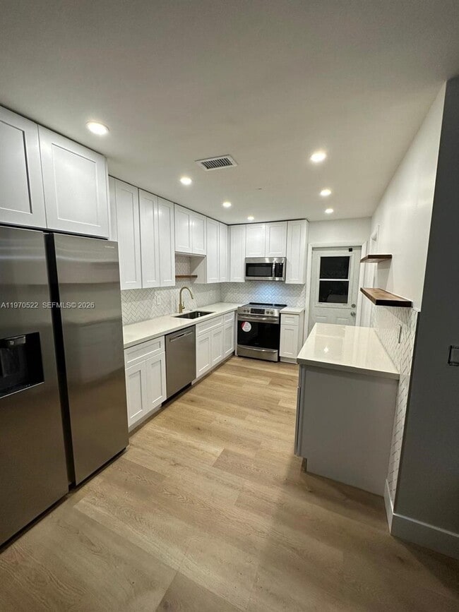 Foto del edificio - 34 SE 3rd Terrace