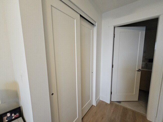 Photo du bâtiment - 11907-11223 223 St