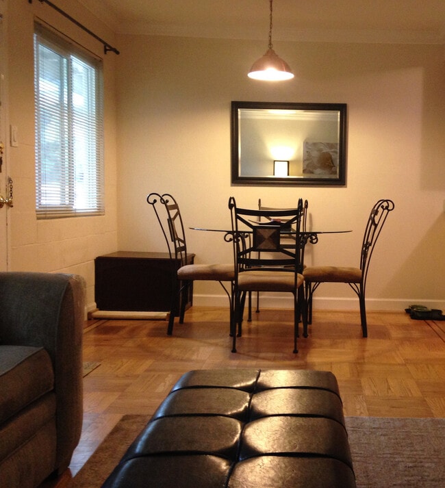 dining area - 15 San Rafael Ave