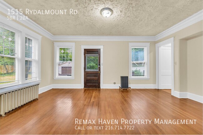 Building Photo - 1515 Rydalmount Rd