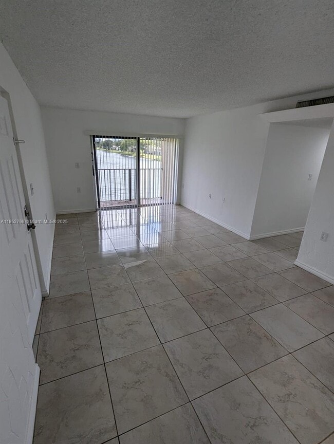 Building Photo - 1162 Lake Terry Dr
