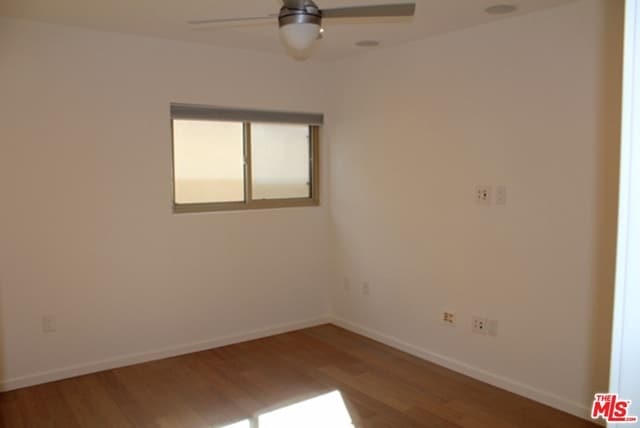 Building Photo - 141 S Clark Dr