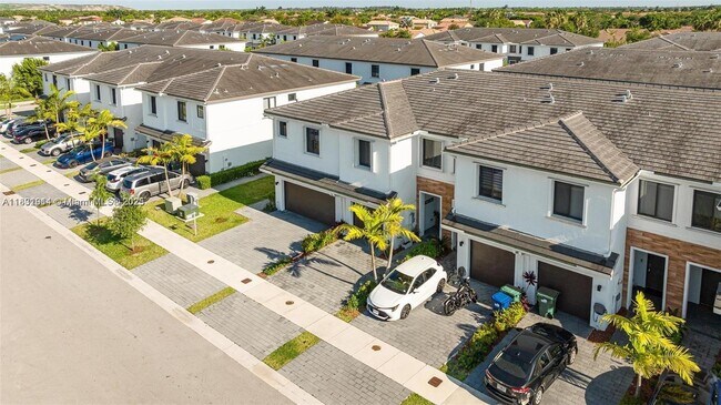 Foto del edificio - 10934 SW 235th St