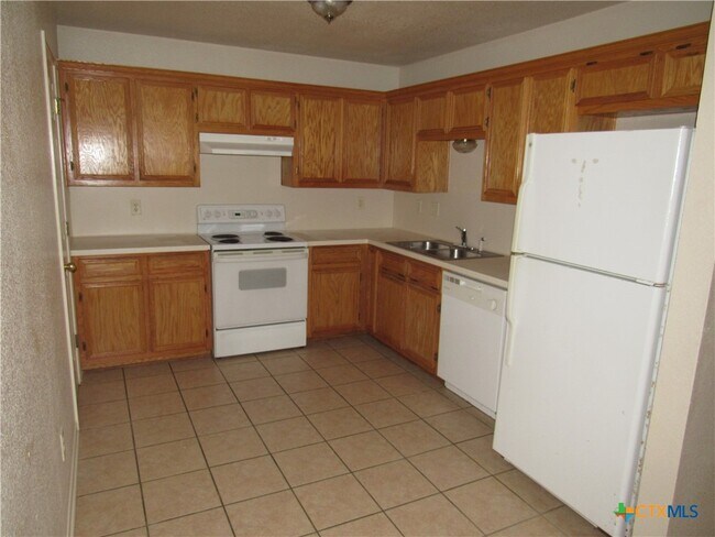 Building Photo - 4809 John David Dr