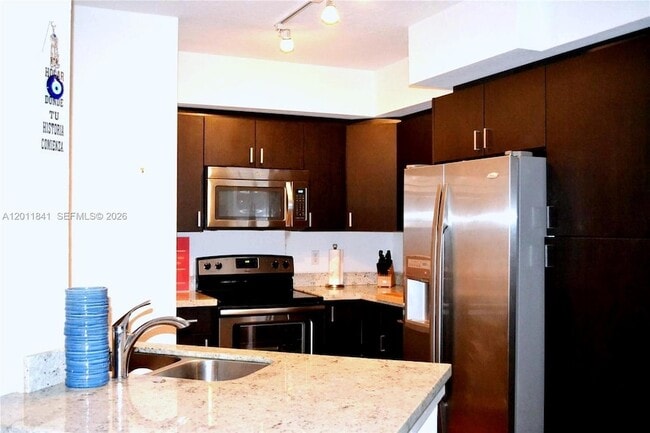 Building Photo - 1830 Radius Dr