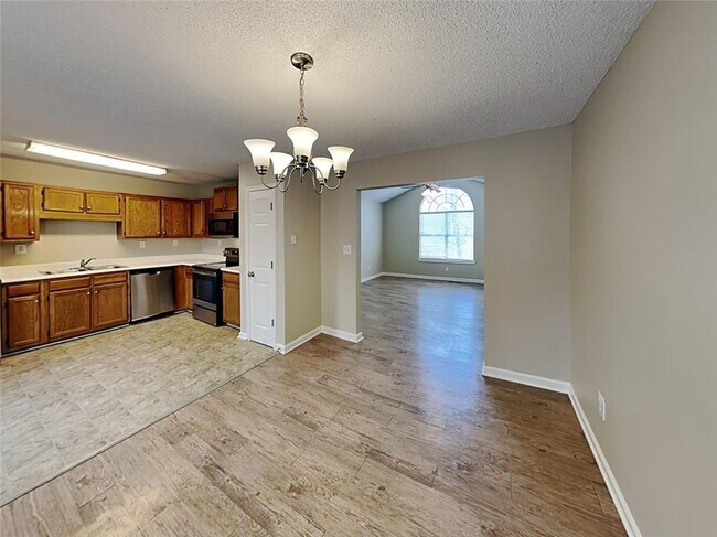 Foto del edificio - 101 Brandon Woods Cir