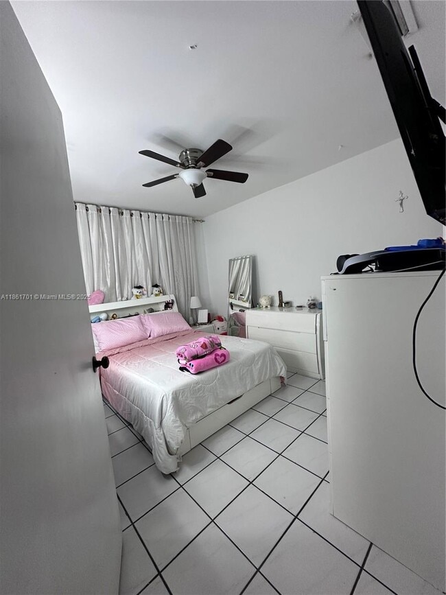 Foto del edificio - 12253 SW 24th Terrace