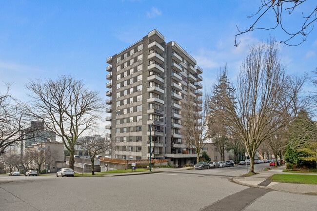 Building Photo - Pacific Cove