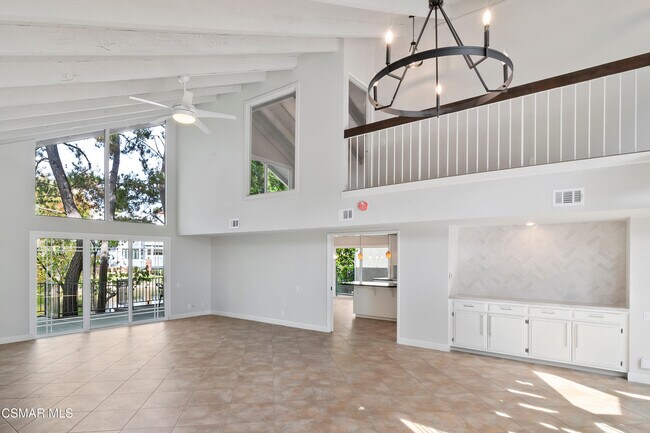 Foto del edificio - 1433 Eastwind Cir