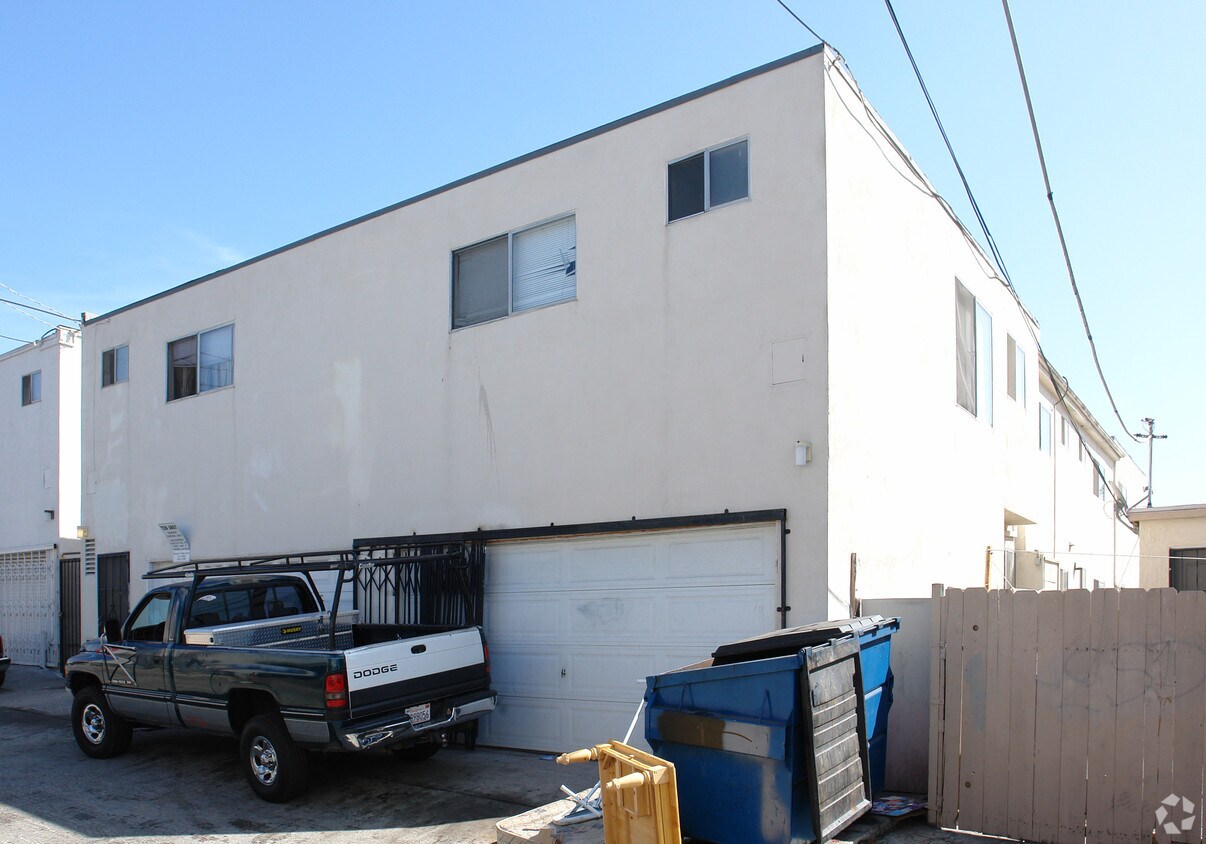 Foto del edificio - 4328 48th St