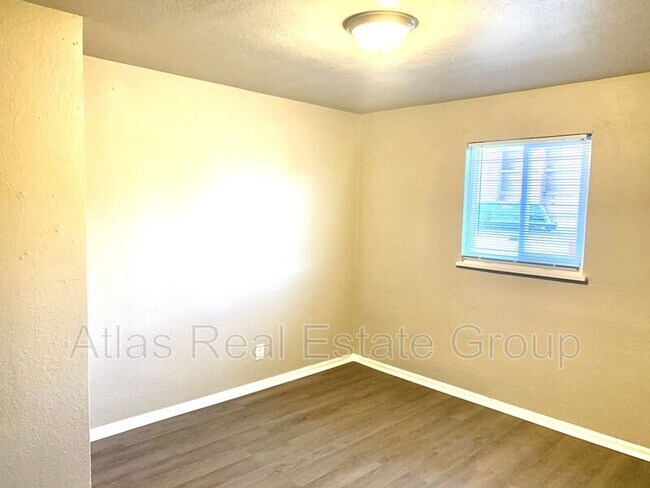 Foto del edificio - 4538 Clayton St
