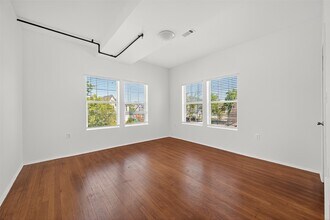 Building Photo - 2602 Isabella St Building Photo - 2602 Isabella St