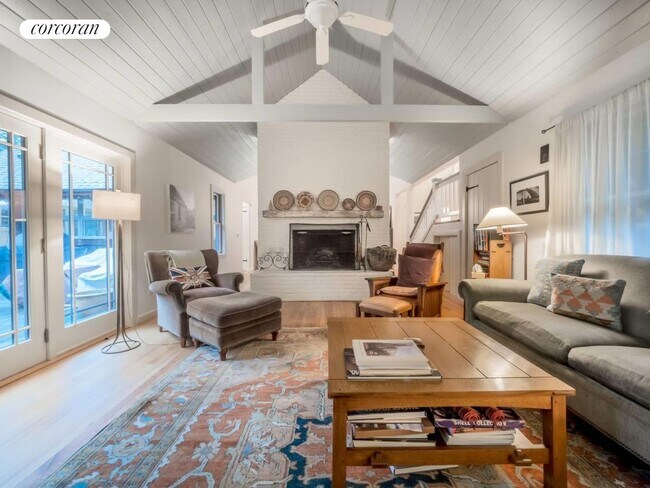 Foto del edificio - 38 Swamp Rd