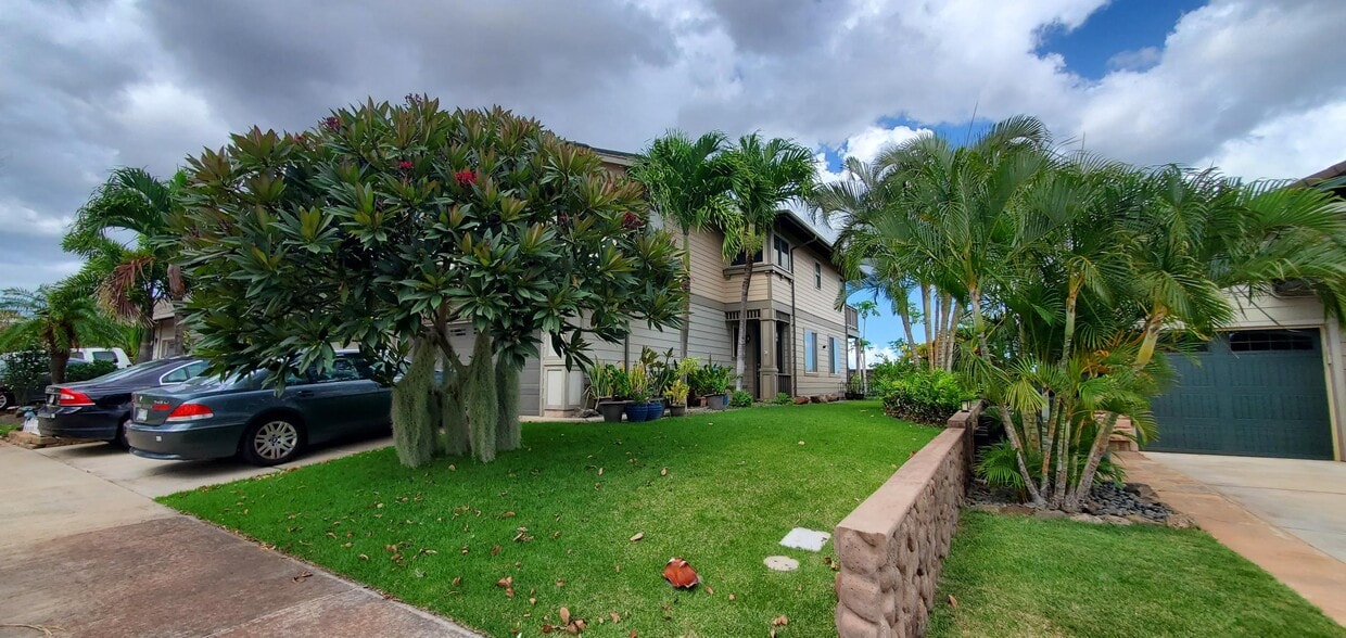 Primary Photo - 92-2040-2040 Kulihi St