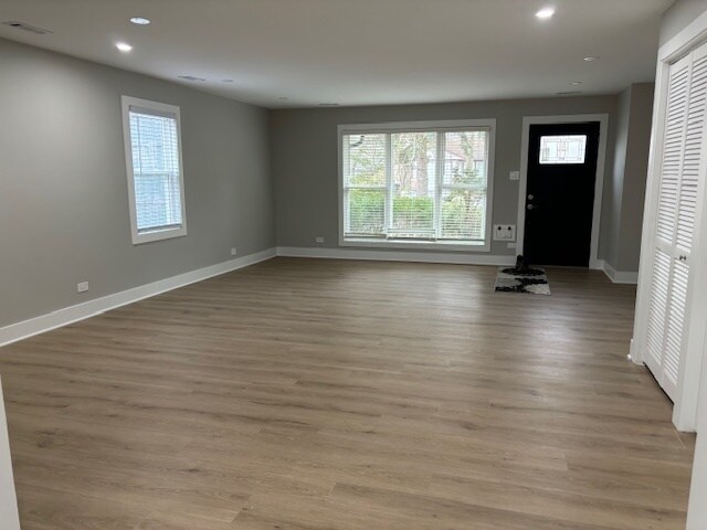 Foto del edificio - 318 Shabbona Dr