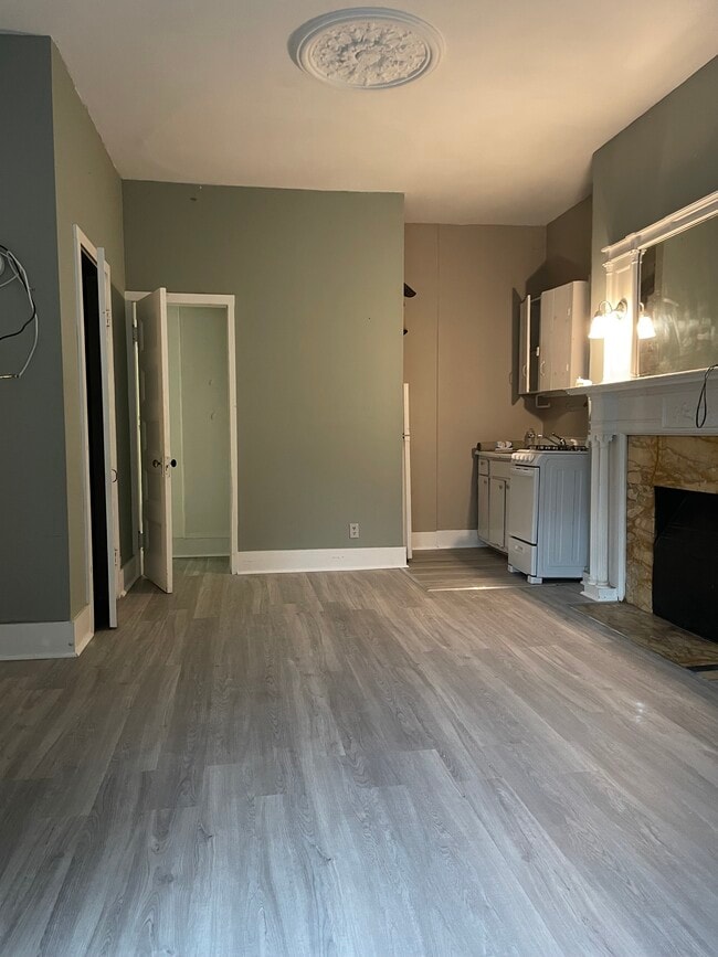 Living space - 126 Saint Marys St