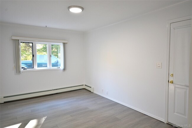 Foto del edificio - 140 Berg Ave