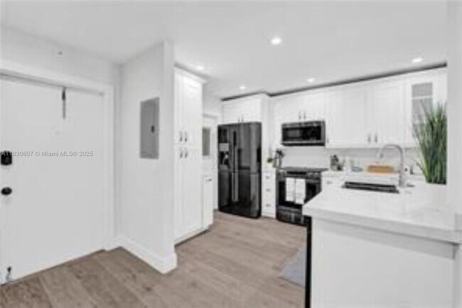 Foto del edificio - 4100 N 58th Ave