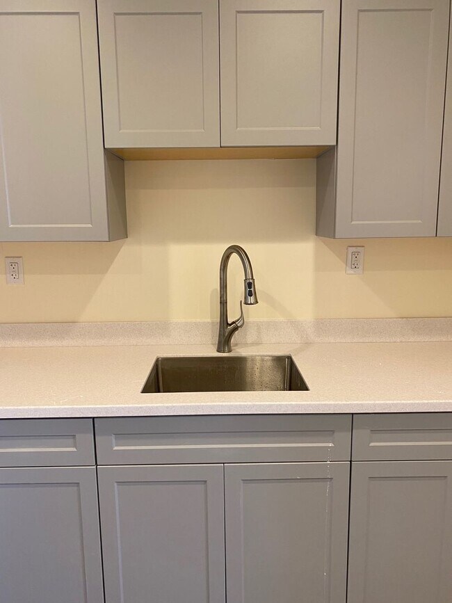 Foto del edificio - 12 S Miller St