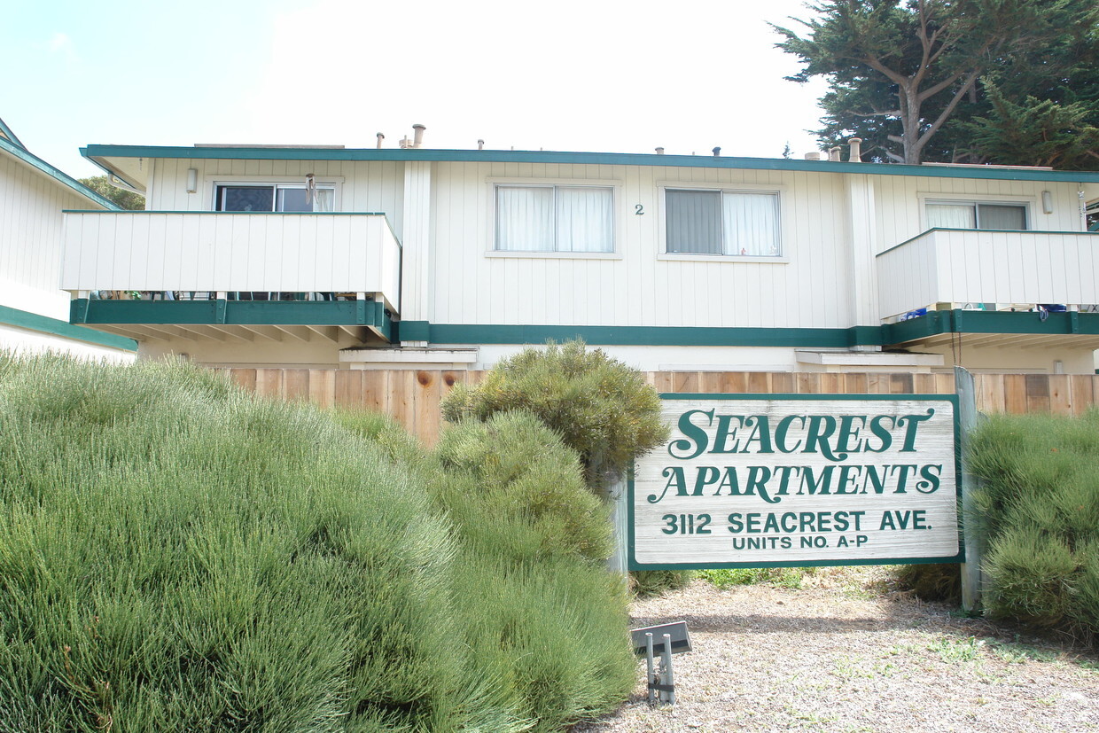 Building Photo - 3112 Seacrest Ave